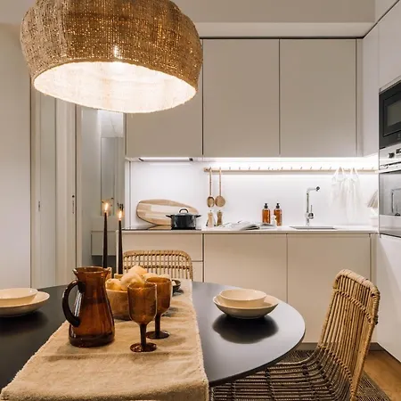 Apartamento Sama - 2 Bedrooms And Parking In Arroios *