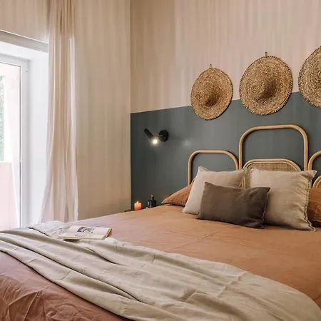 Sama - 2 Bedrooms And Parking In Arroios Apartman *