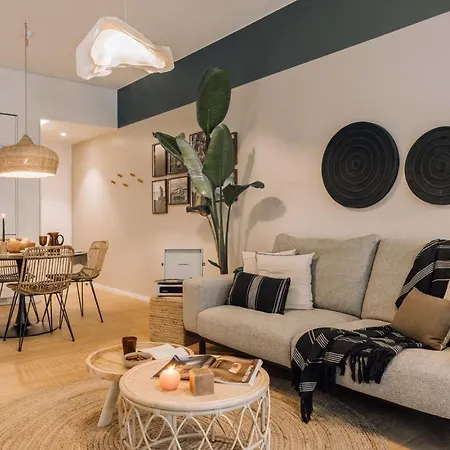 Sama - 2 Bedrooms And Parking In Arroios Apartman